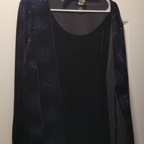 Black velvet sparkling top from Fashion Bug - Picture 2 of 3